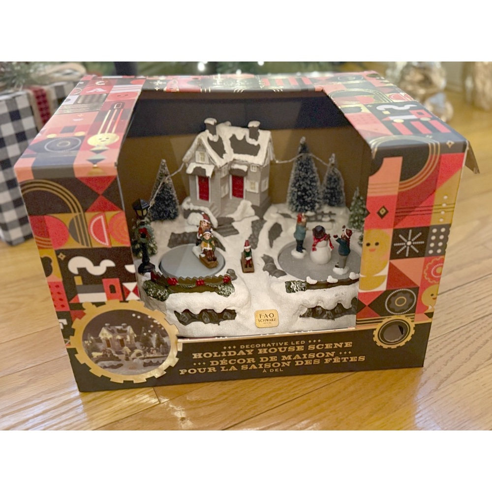 GIFT 🎁 IDEA Fao Schwartz Holiday House Scene with Revolving Skaters and Sledders